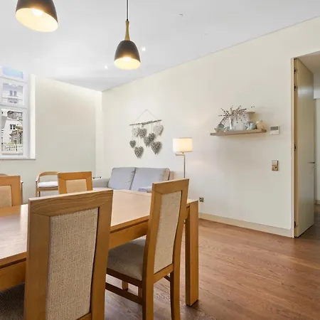 Timeout Market 2 Bedrooms * ליסבון