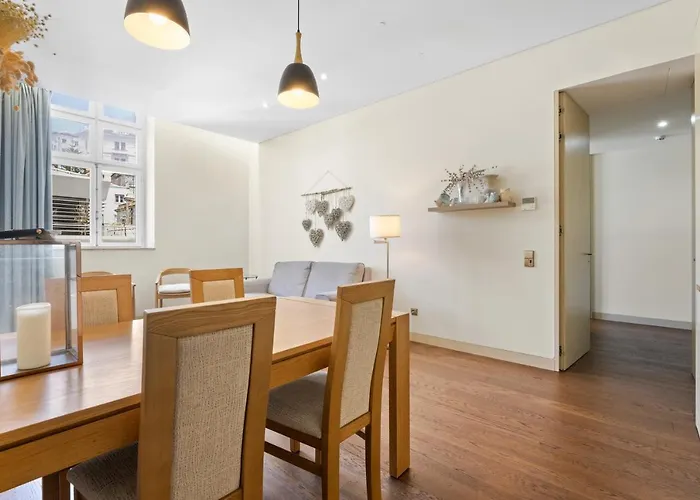 Timeout Market 2 Bedrooms * ליסבון